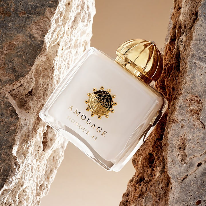 AMOUAGE Honour 43 Woman Extrait De Parfum