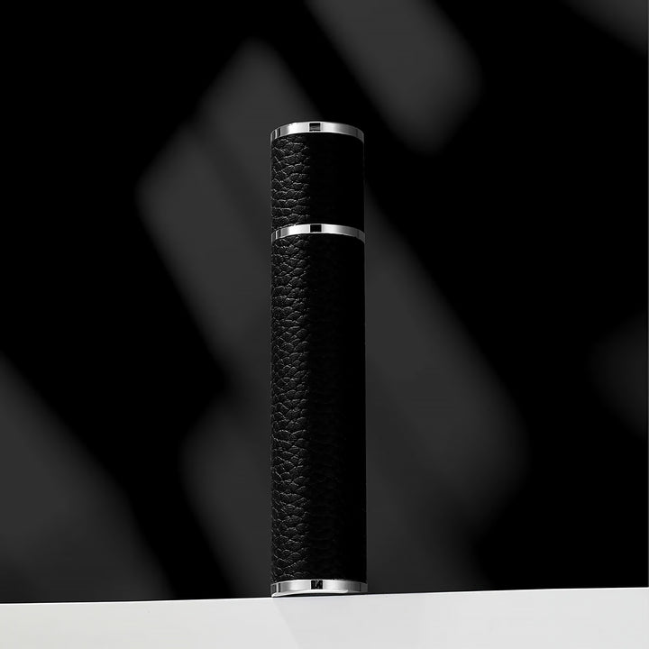 Portable Empty Travel Refillable Bottle With Sprayer Luxury Leather Magnetic Cap 10ml