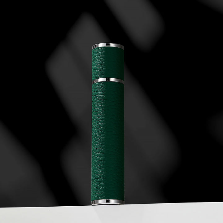 Portable Empty Travel Refillable Bottle With Sprayer Luxury Leather Magnetic Cap 10ml